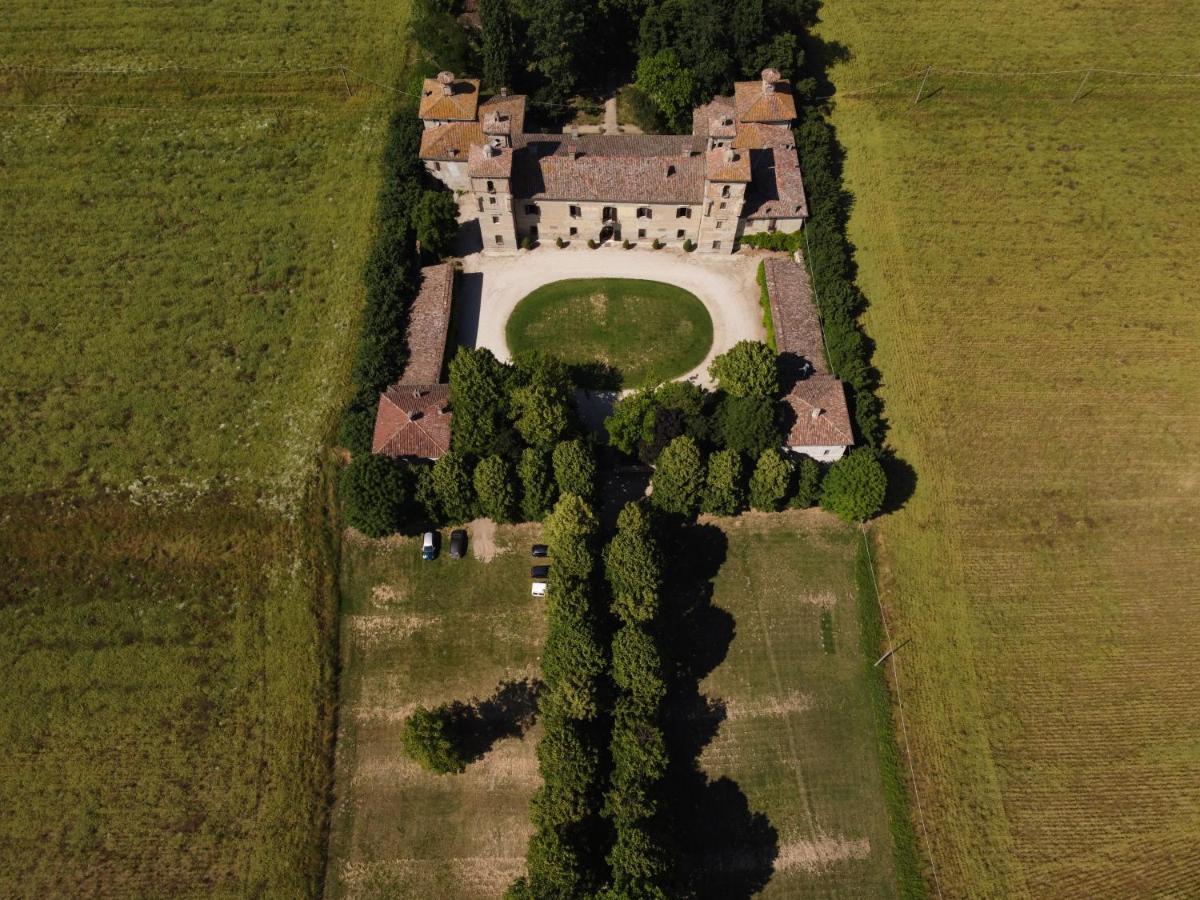 Albergue Castello Mina Della Scala *