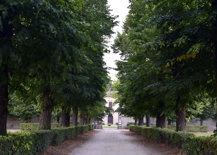 Ostello Castello Mina Della Scala